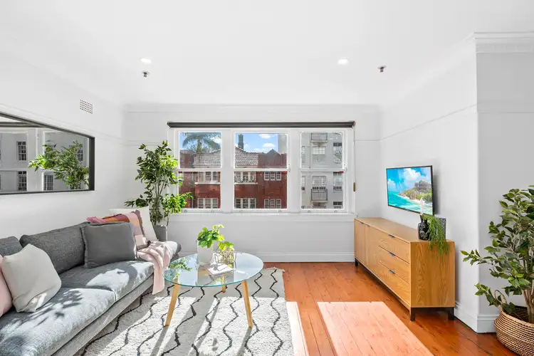 Second view of Homely apartment listing, 30/7 Greenknowe Avenue, Elizabeth Bay NSW 2011