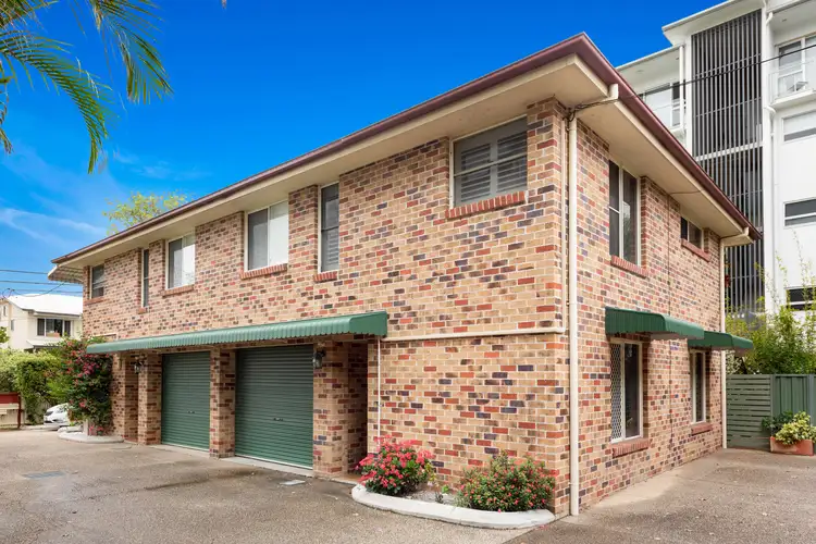 2/62 Hood Street, Sherwood QLD 4075