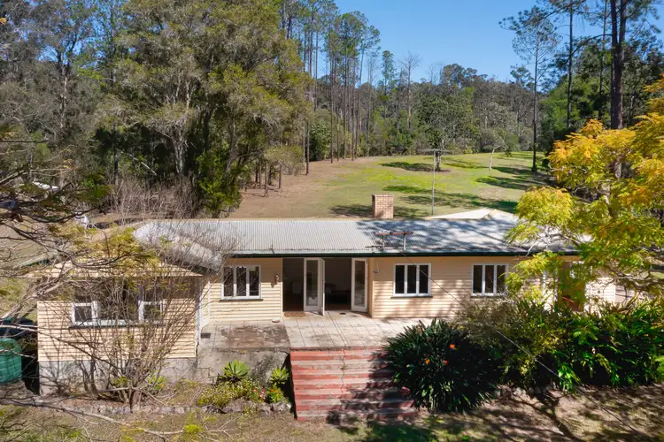 678 Upper Brookfield Road, Upper Brookfield QLD 4069