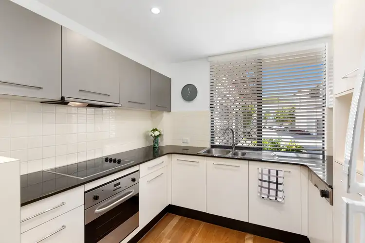 Fifth view of Homely unit listing, 3/27 Riddell Street, Bulimba QLD 4171
