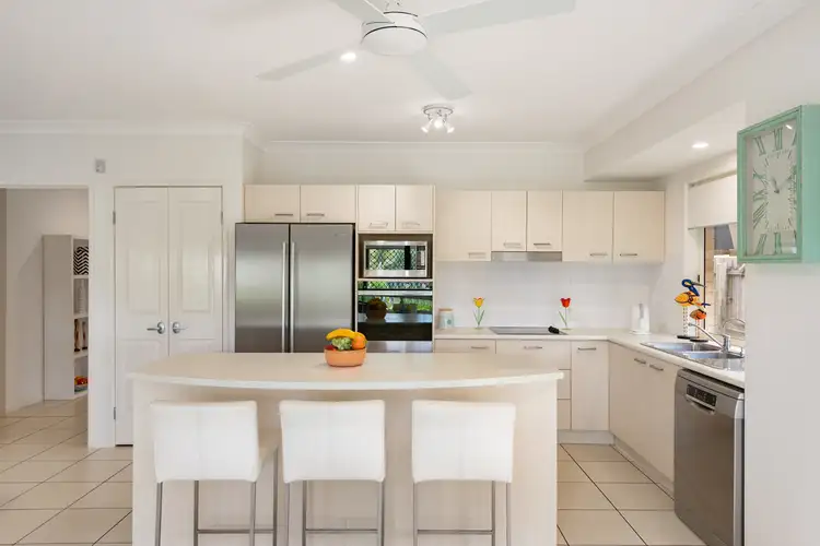 Fifth view of Homely house listing, 4 Alpinea Court, Sinnamon Park QLD 4073