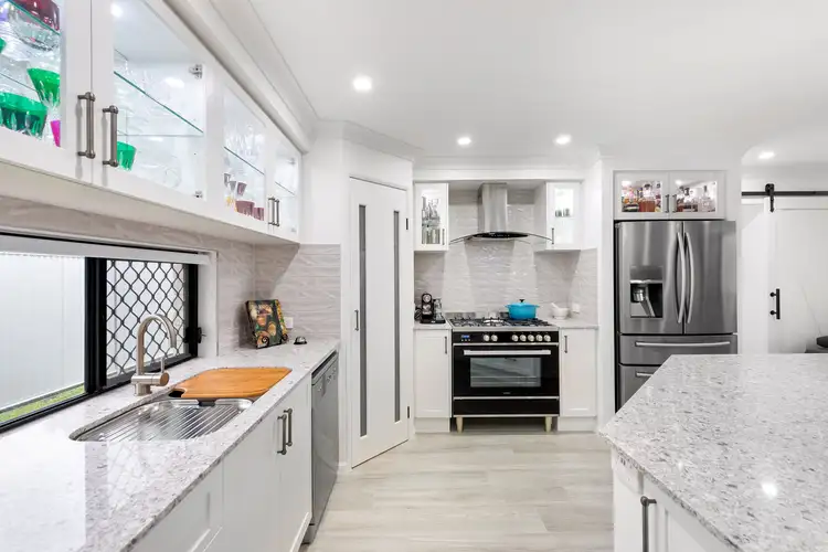 Fifth view of Homely house listing, 4 Hounslow Way, Seventeen Mile Rocks QLD 4073