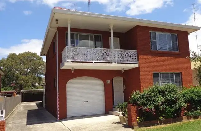 Main view of Homely unit listing, 1/11 Osborne Street, Wollongong NSW 2500
