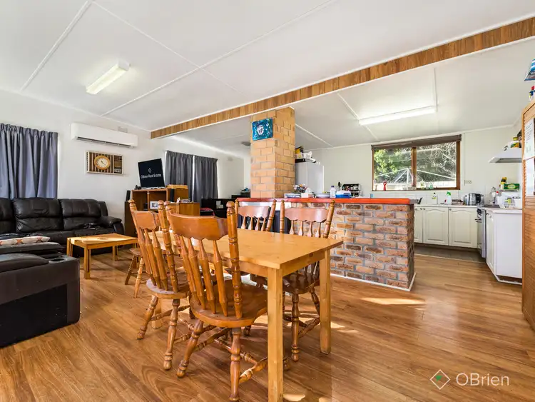 Fourth view of Homely house listing, 21 Silvertop Crescent, Frankston North VIC 3200