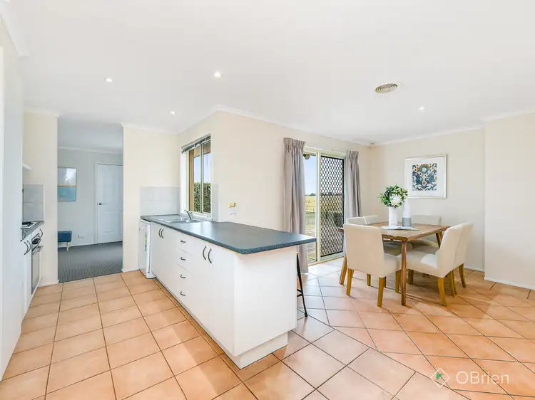 Fifth view of Homely house listing, 6 Rocklea Crescent, Skye VIC 3977