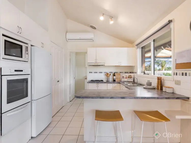 Third view of Homely house listing, 8 Calwell Court, Skye VIC 3977