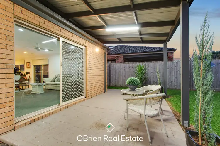 Sixth view of Homely house listing, 8 Malua Circuit, Sandhurst VIC 3977