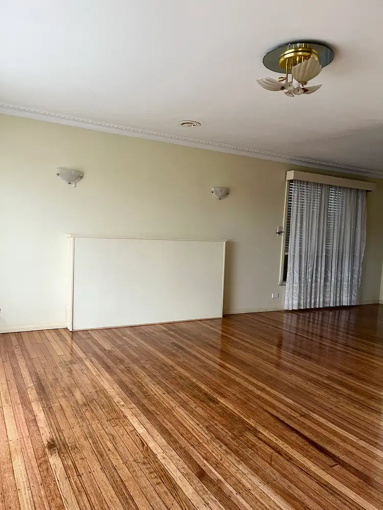 Fifth view of Homely house listing, 10 Simpson Street, Thomastown VIC 3074