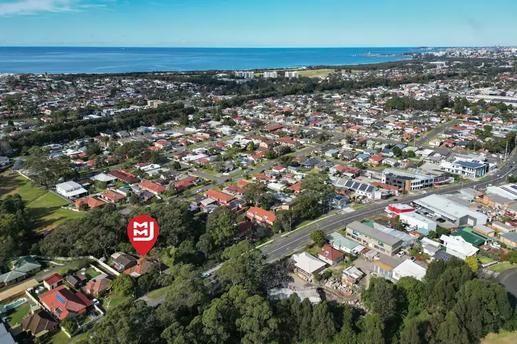 404 Princes Highway, Corrimal NSW 2518