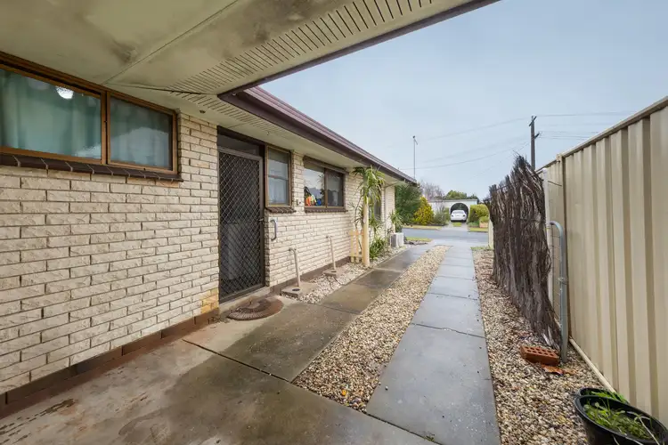 Sixth view of Homely unit listing, 2/8 Lowanna Street, Wodonga VIC 3690