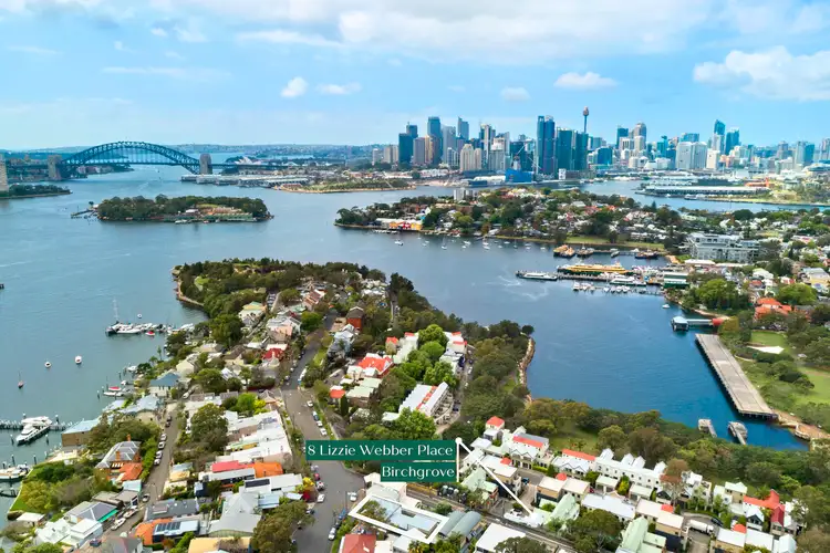 8 Lizzie Webber Place, Birchgrove NSW 2041