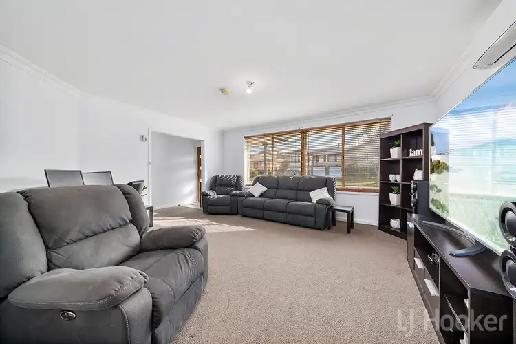 Second view of Homely house listing, 11 Cascade Street, Crestwood NSW 2620