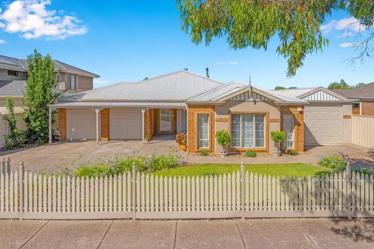 21 Archer Drive, Kurunjang VIC 3337