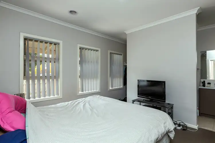 Fifth view of Homely house listing, 28 Walhalla Drive, Eynesbury VIC 3338