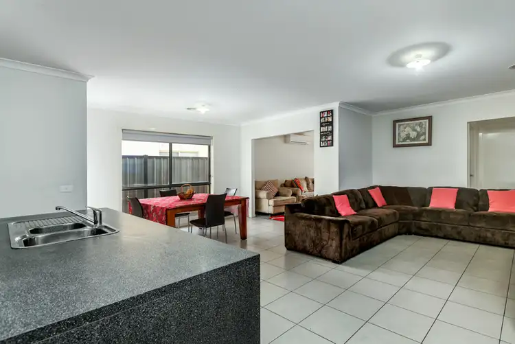 Fourth view of Homely house listing, 40 Thorsby Circuit, Craigieburn VIC 3064