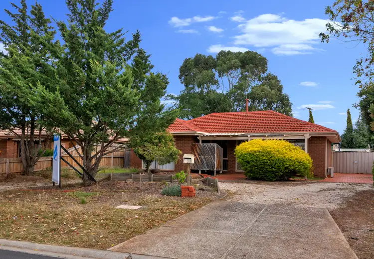 4 Barnong Close, Kurunjang VIC 3337