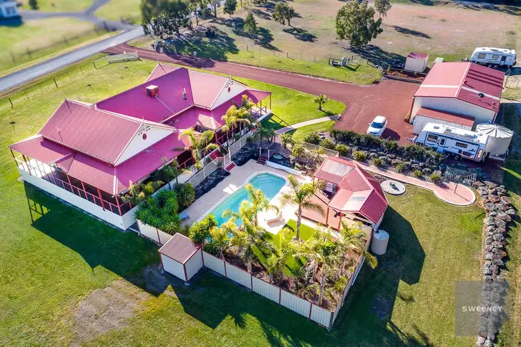 1 Carbine Court, Toolern Vale VIC 3337