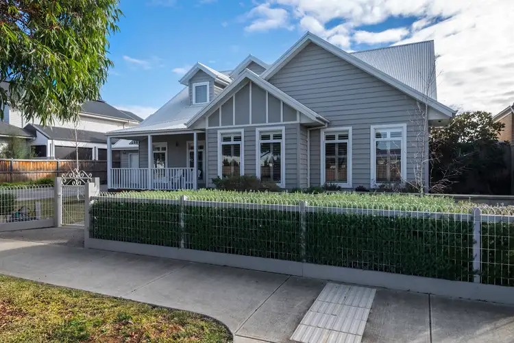 6 Benalla Avenue, Eynesbury VIC 3338