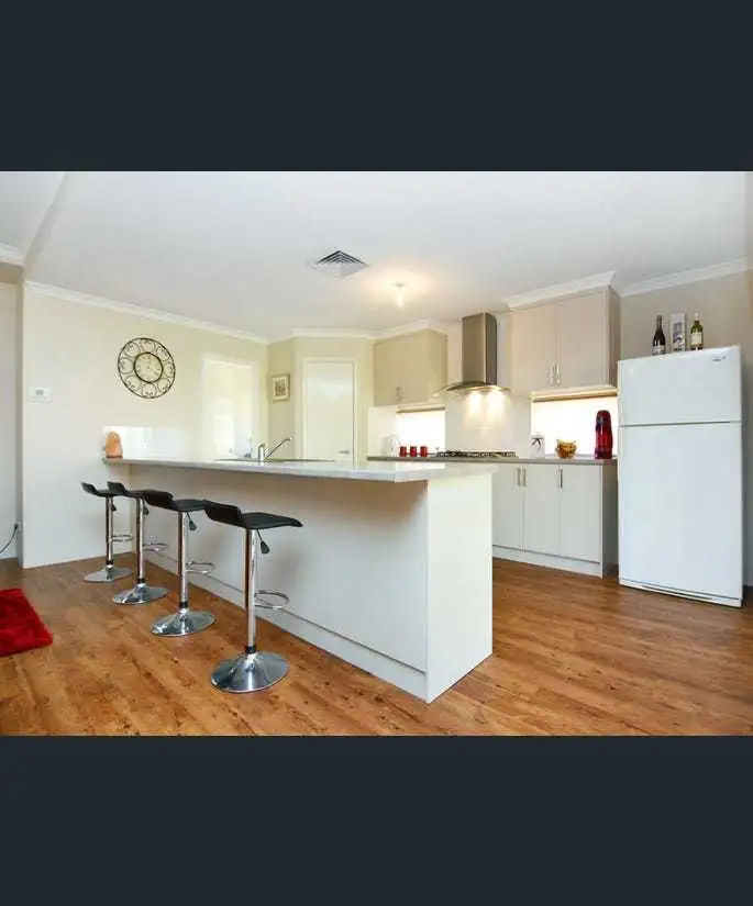 Sixth view of Homely house listing, 5 Edwinstone Close, Dalyellup WA 6230