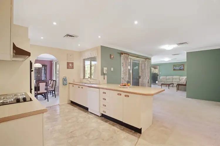 Sixth view of Homely house listing, 11 Willoughby Circuit, Grasmere NSW 2570