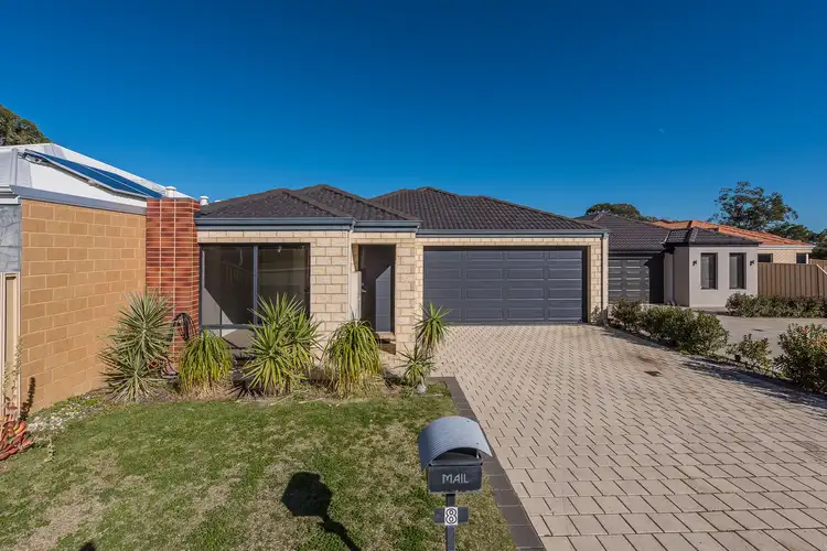 8 Vinci Entrance, Sinagra WA 6065