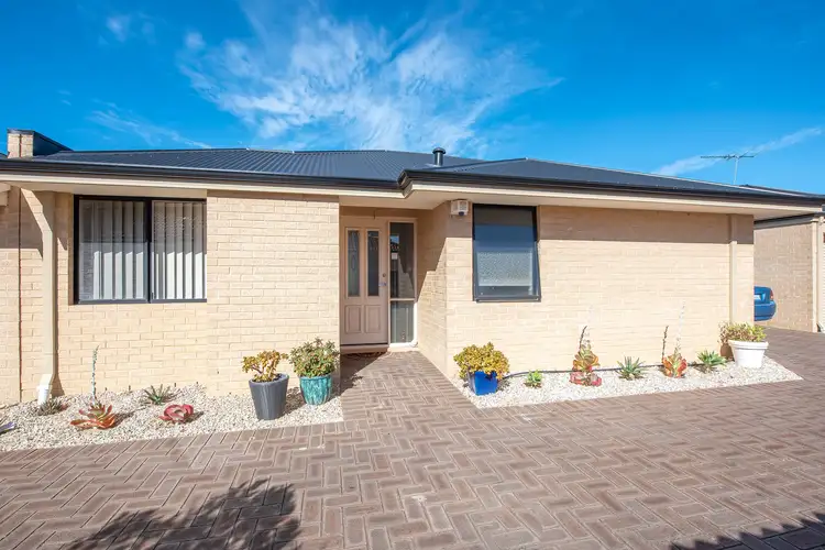 2/65 Crimea Street, Morley WA 6062