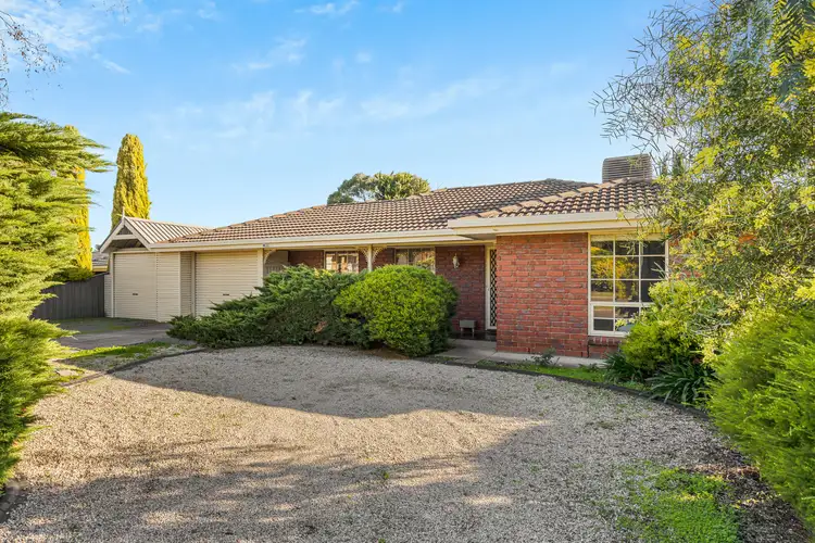 5 Cass Court, Woodcroft SA 5162