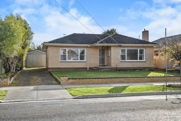 5 Grammar Street, Wendouree VIC 3355