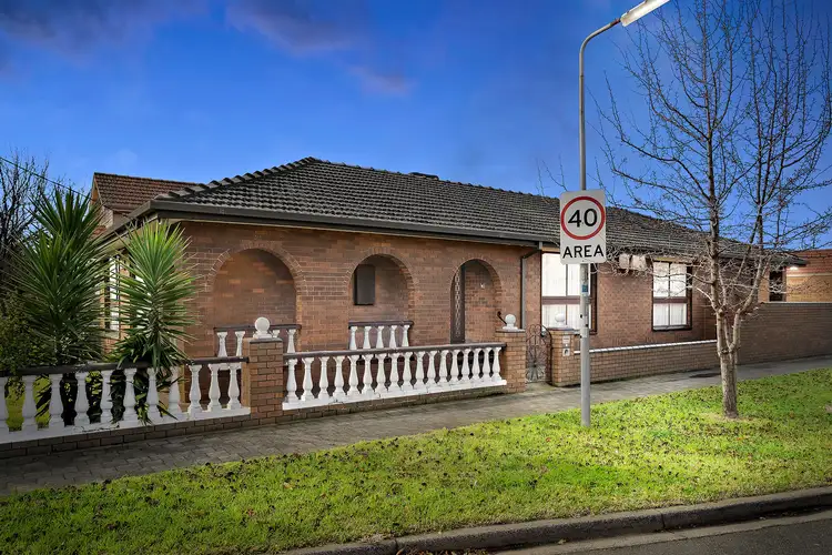 19 Moore Street, Footscray VIC 3011