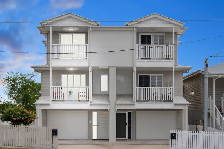Second view of Homely house listing, 5 Crump Street, Holland Park West QLD 4121