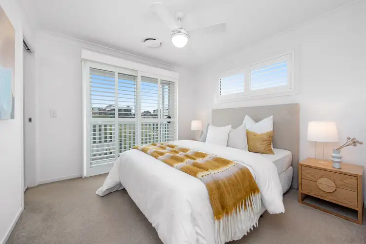 Sixth view of Homely house listing, 5 Crump Street, Holland Park West QLD 4121