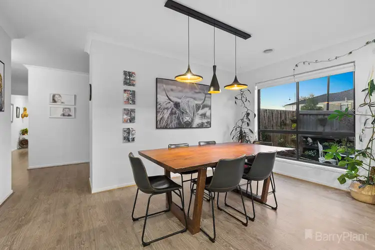 Fifth view of Homely house listing, 33 Meadowlea Crescent, Pakenham VIC 3810