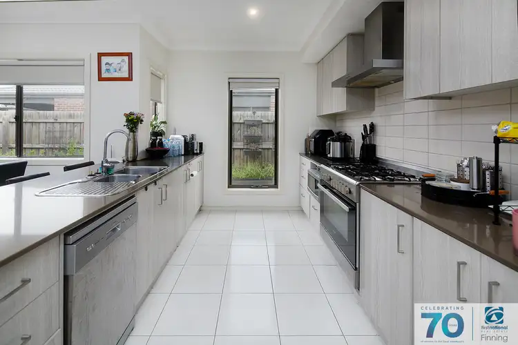 Fifth view of Homely house listing, 3 Pony Court, Cranbourne East VIC 3977