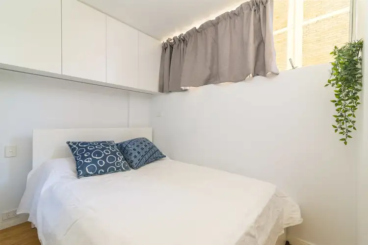 Fifth view of Homely apartment listing, 4E/85-91 Elizabeth Bay Road, Elizabeth Bay NSW 2011