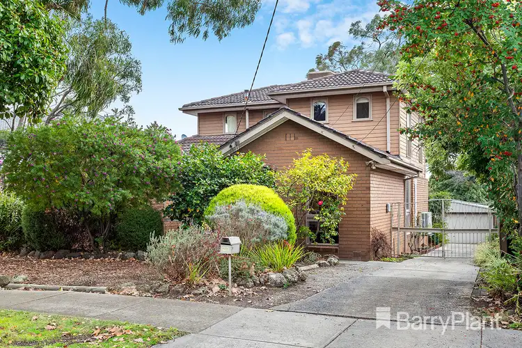 7 Holly Green Drive, Wheelers Hill VIC 3150