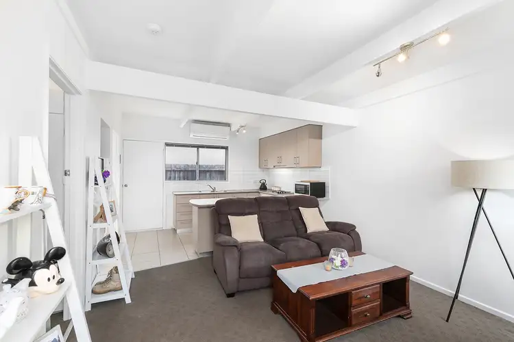 Second view of Homely house listing, 5/15 Buxton Road, Herne Hill VIC 3218