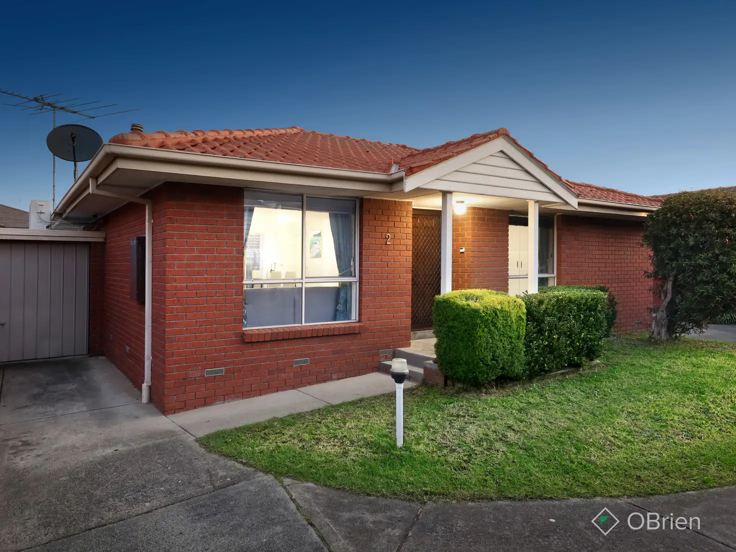 Main view of Homely unit listing, 2/13 Normanby Street, Hughesdale VIC 3166