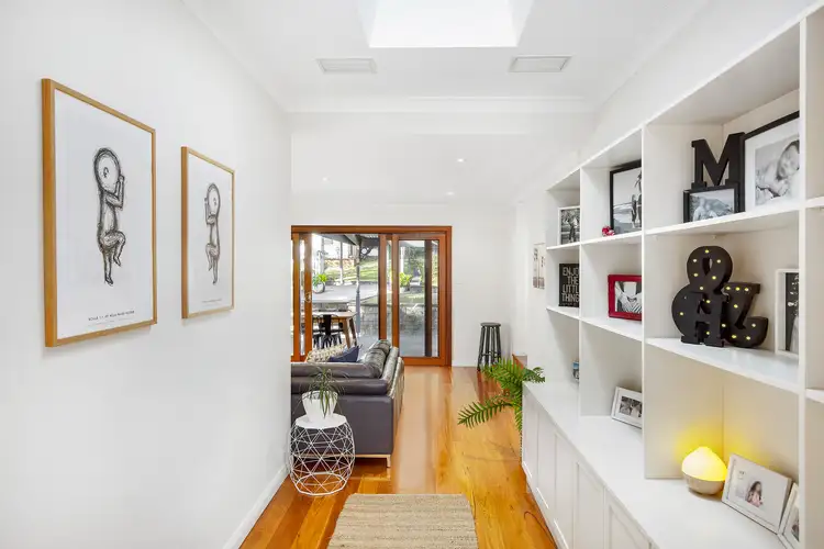 Third view of Homely house listing, 7 Taronga Avenue, Mangerton NSW 2500