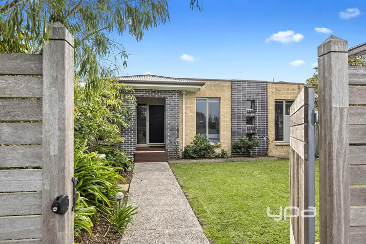 1/6 Joan Avenue, Dromana VIC 3936