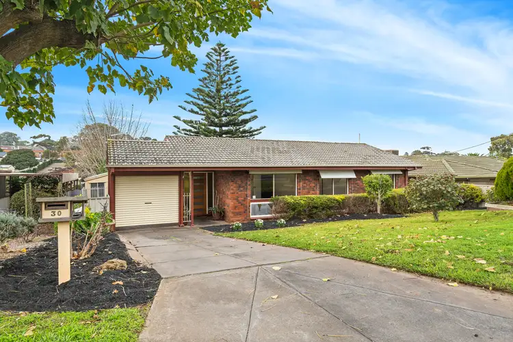 30 Saphire Road, Morphett Vale SA 5162