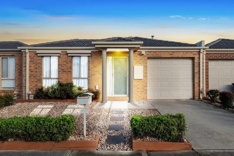 2/59 Jade Way, Hillside VIC 3037