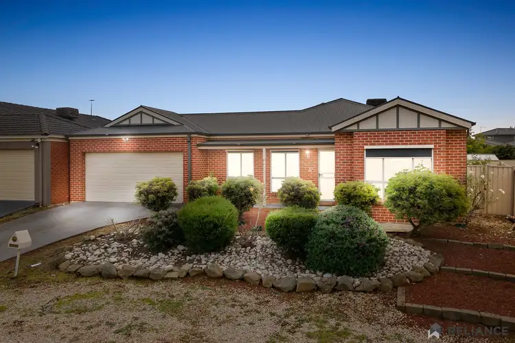 25 Paul Harris Drive, Melton West VIC 3337
