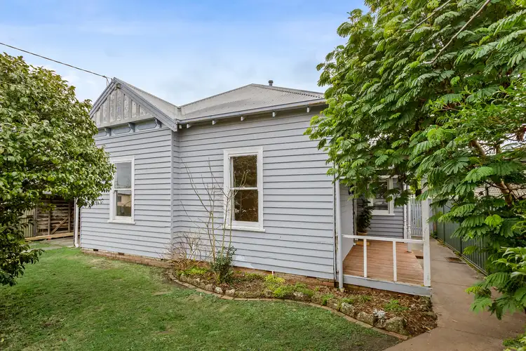 17 Marks Street, Colac VIC 3250