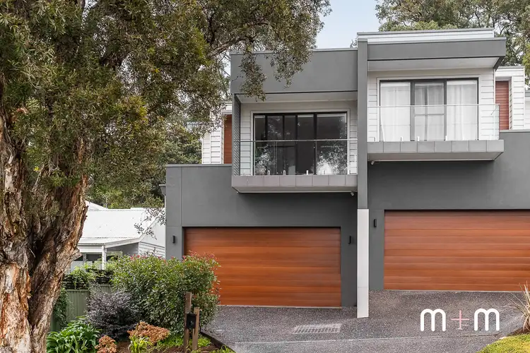 8b Mountain Avenue, Woonona NSW 2517