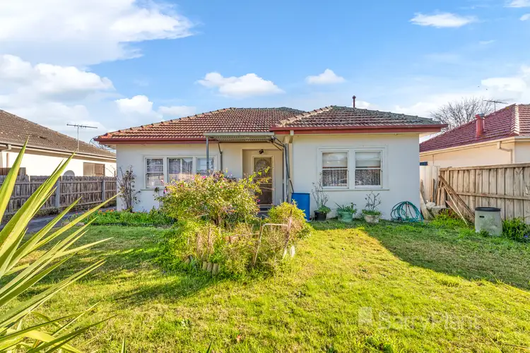 1/5 Fox Street, Dandenong VIC 3175