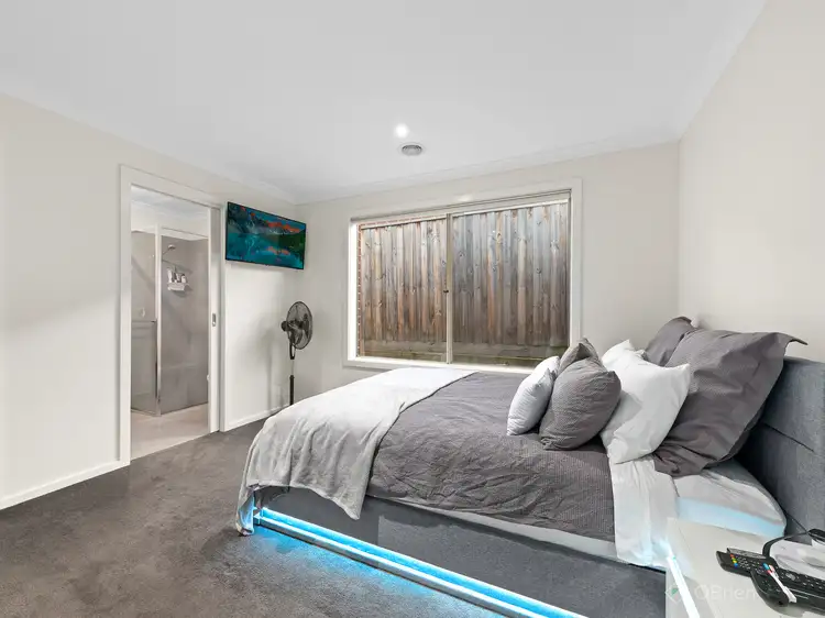 Fifth view of Homely house listing, 22 Chaucer Way, Drouin VIC 3818