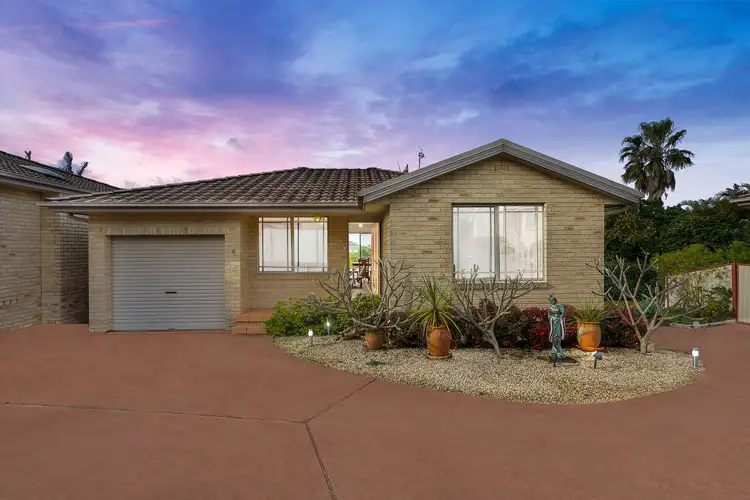 9/2 Ruby Street, Gorokan NSW 2263