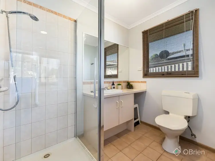 Sixth view of Homely house listing, 13 Mowbray Court, Carrum Downs VIC 3201