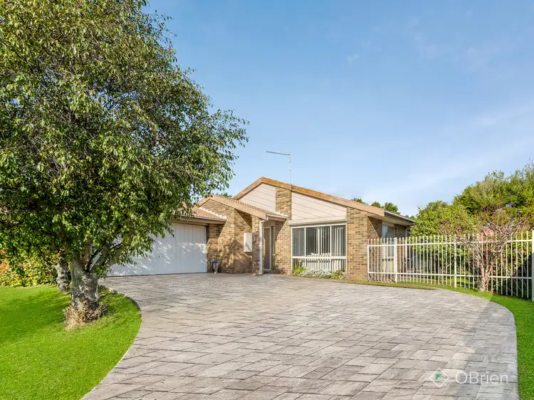 Second view of Homely house listing, 4 Sash Close, Carrum Downs VIC 3201