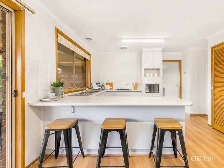 Fifth view of Homely house listing, 4 Sash Close, Carrum Downs VIC 3201